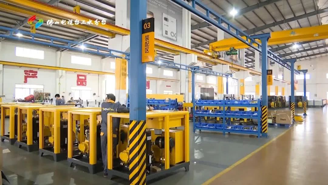 葆德空壓機(jī)現(xiàn)代化工廠.jpg 葆德空壓機(jī)現(xiàn)代化工廠.jpg