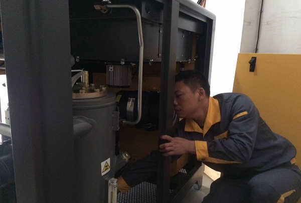 螺桿空壓機漏油不可忽視，預防診斷是關鍵！